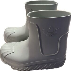 Adidas Womans Size 8.5 Sage Green Rain Boots